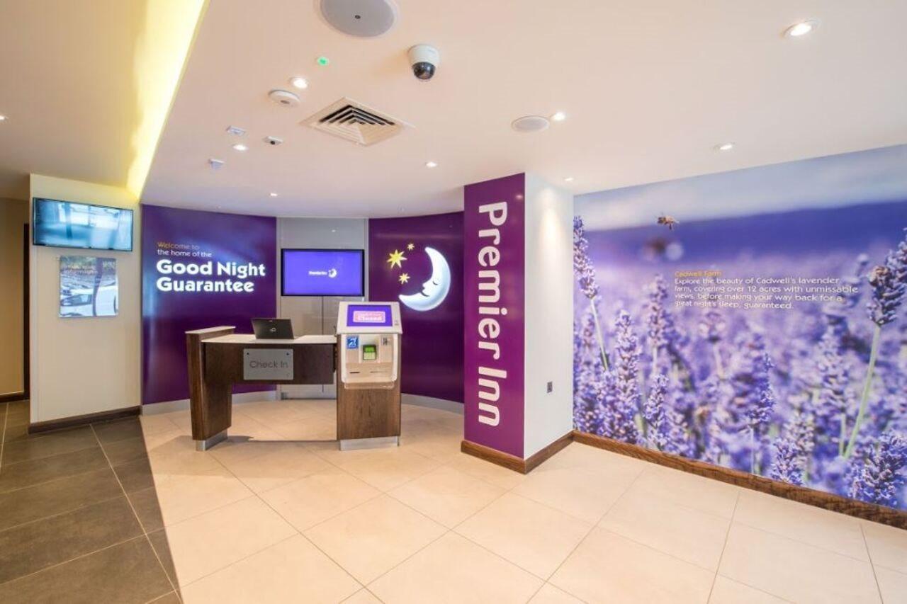 Premier Inn Hitchin Town Centre Экстерьер фото