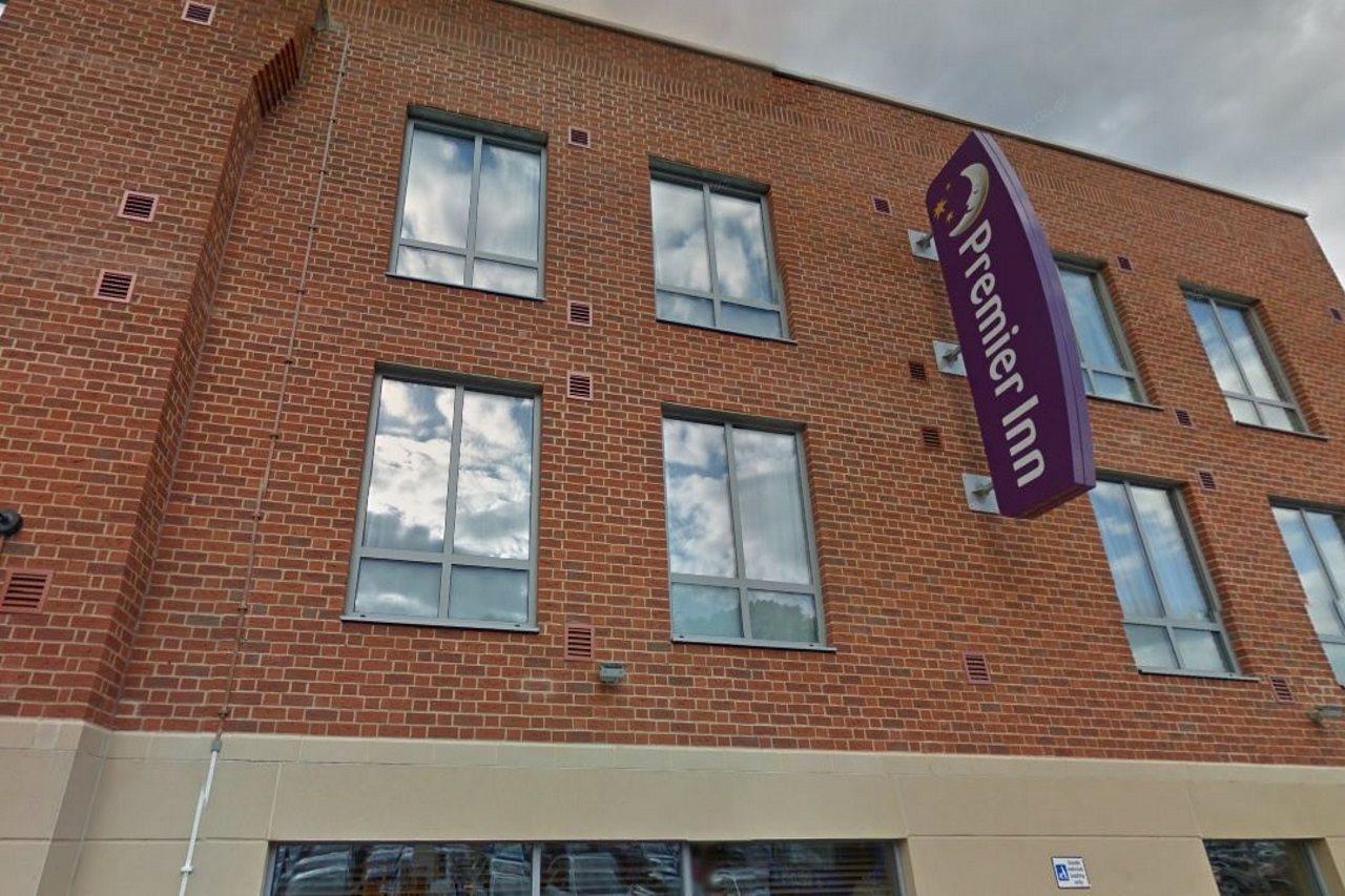 Premier Inn Hitchin Town Centre Экстерьер фото